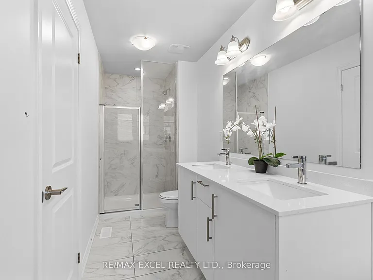 37 Macpherson St — Photo 50