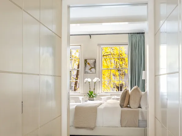 14 East 75th Street image 13 of 16