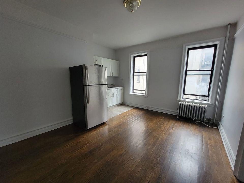 1st image of 932 Carroll St APT 4J