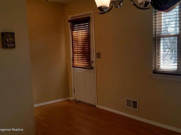 2nd image of 1062 Cheryl Ct
