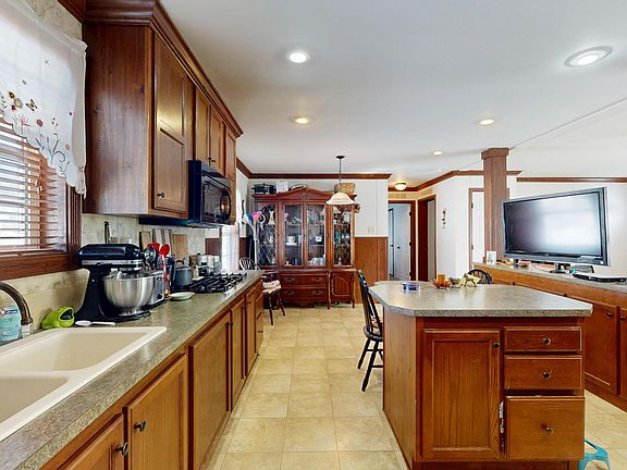 5th image of 8 Sheldon Place