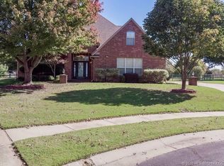 1400 W Rockport St, Broken Arrow, OK 74012
