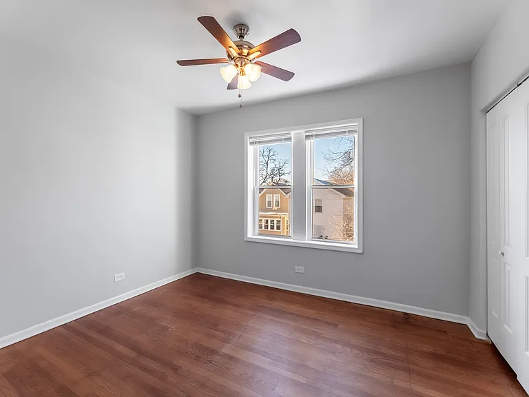 7626 S Drexel Ave — Photo 10