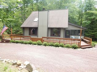 1508 Evergreen Rd, Pocono Pines, PA 18350