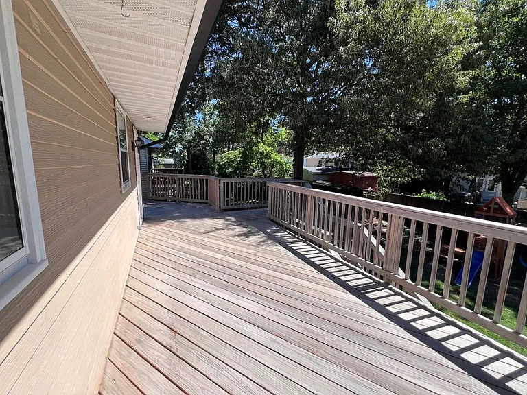 519 Kenmore Rd — Photo 18