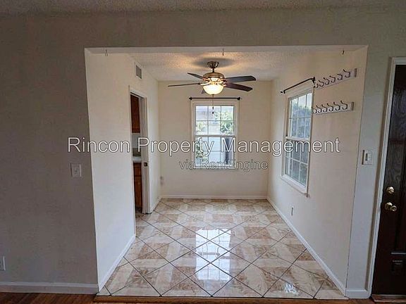 5th image of 3570 S B St