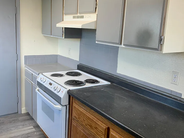 601 SE 6th Ave #601 — Photo 3