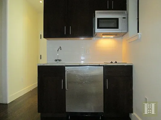 Rented by Halstead Real Estate | media 11