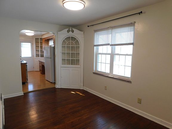 4th image of 1532 Ashland Ave