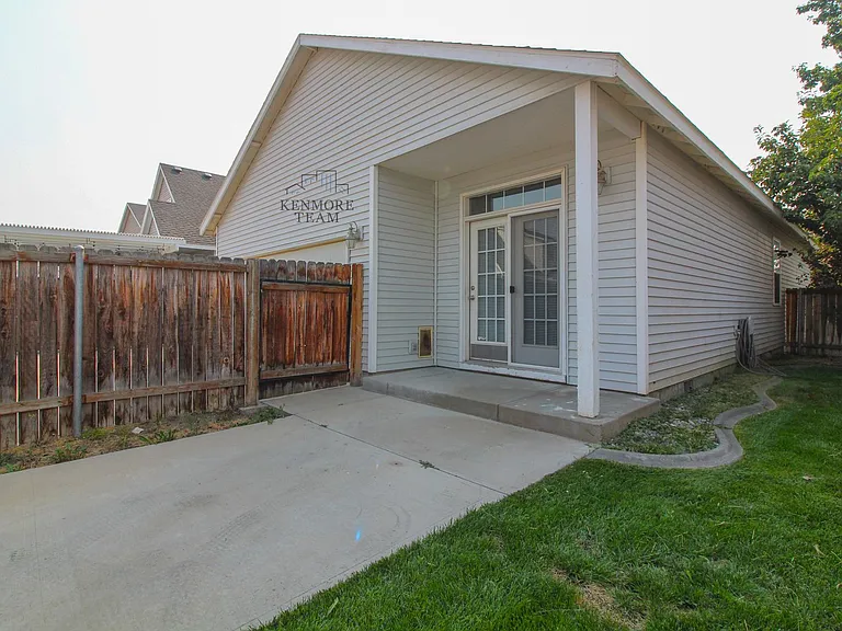 5407 Mariner Ln — Photo 15