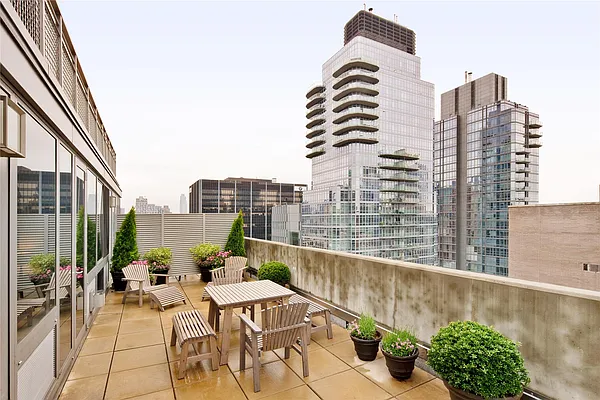 Sold by Douglas Elliman | media 10