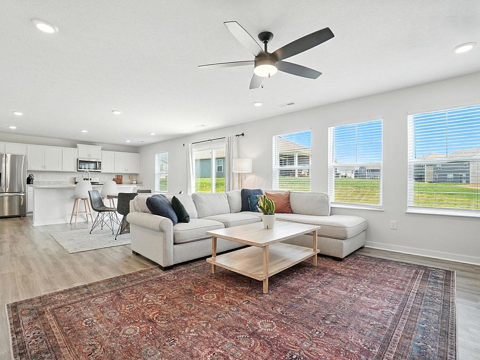 1st image of 530 Hemingway Ave