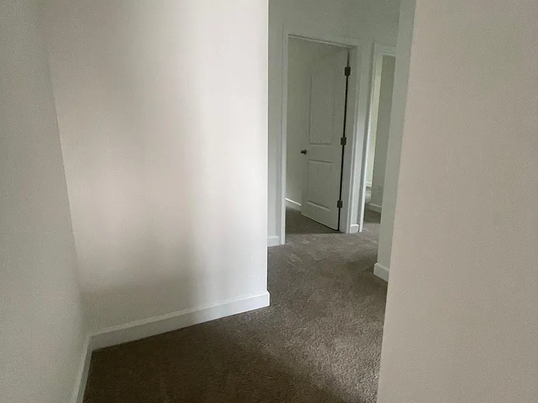 520 Rogers Lake Rd — Photo 7