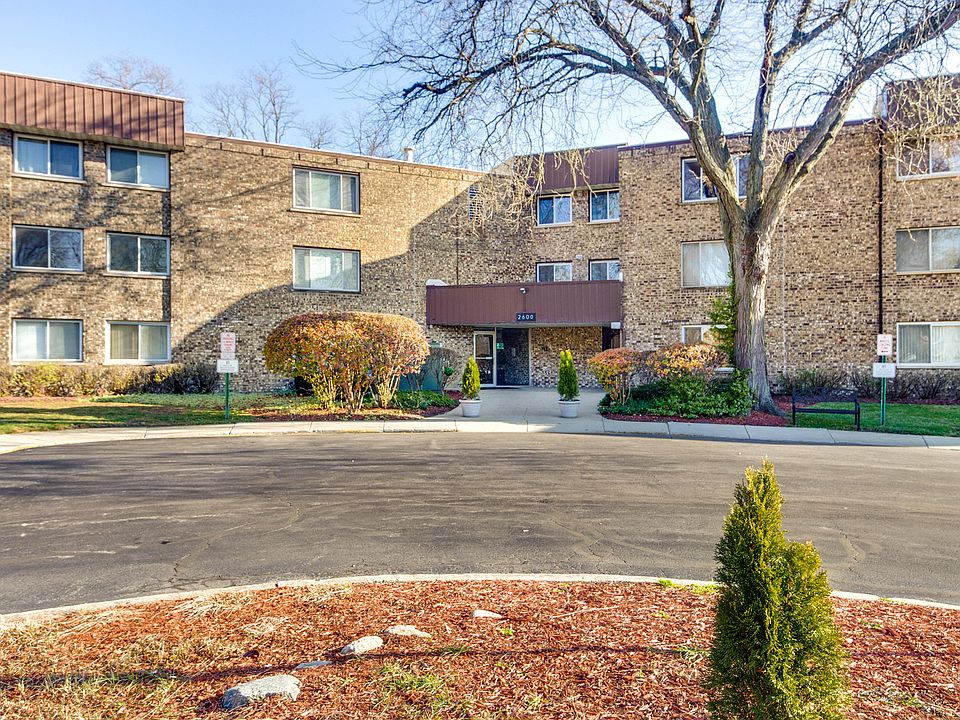 1st image of 2600 Brookwood Way Dr APT 215A