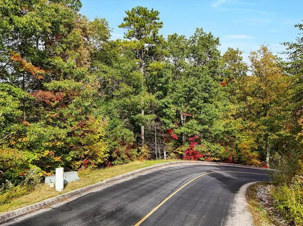 4416 Whetstone Rd, Sevierville, TN 37862