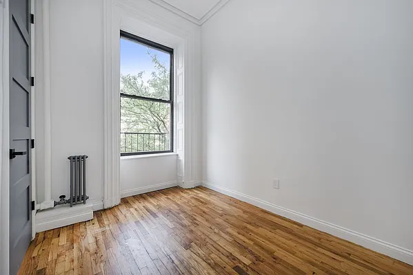 Rented by Bold New York | media 20