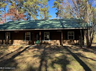 157 Water Tank Rd, Mendenhall, MS 39114