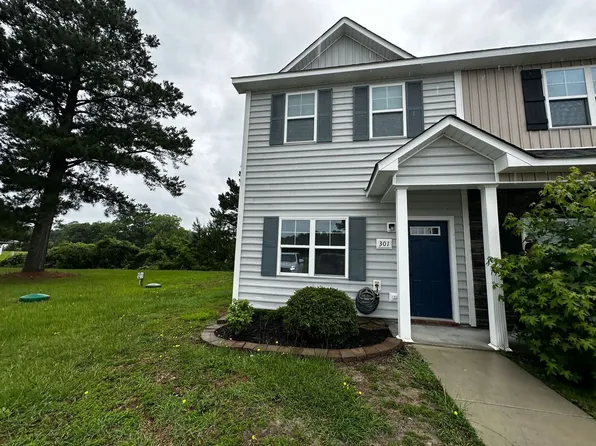 301 Justice Farm Dr, Sneads Ferry, NC 28460