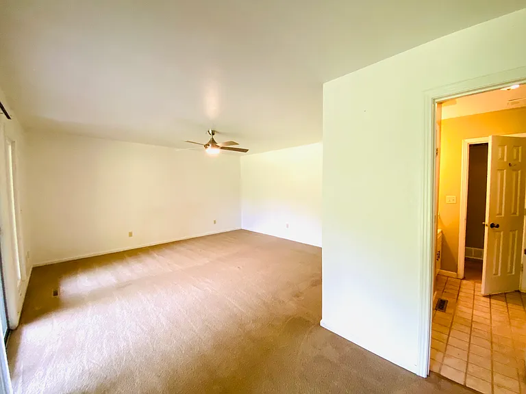 371 Pineview Rd — Photo 12