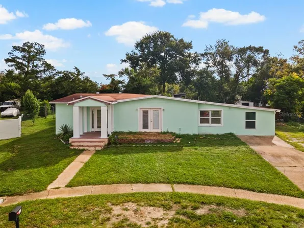 812 Lily Ct, Deltona, FL 32725