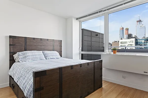 Rented by Compass | media 4