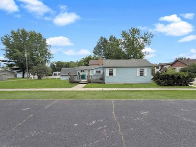 521 Cushman St, Marinette, WI, 54143