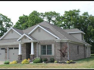 4665 Fieldcrest Place Cir, Newburgh, IN 47630