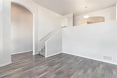 3 bed, 2.5 bath, 1746 sqft, $1,950 — Photo 4