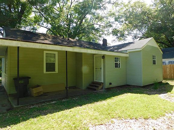 4th image of 125 Roseland Dr