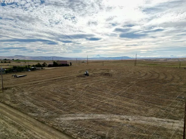 145 Pioneer Cir, Klickitat County, WA 98620
