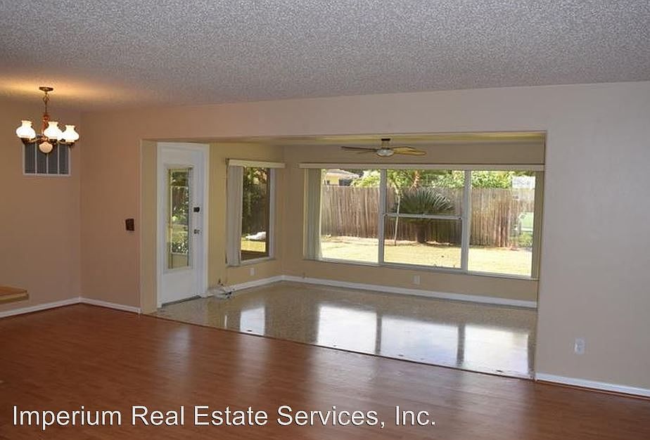 2nd image of 1462 Eastfield Dr