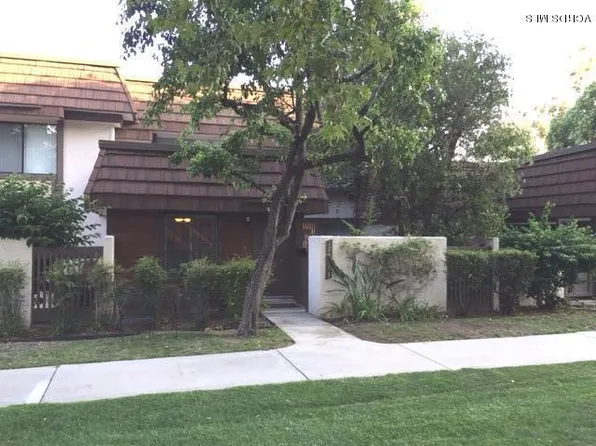 10451 Larwin Ave Unit 3, Chatsworth, CA 91311