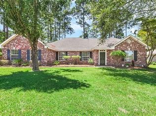 200 Cherokee Dr, Abita Springs, LA 70420