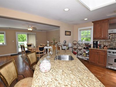 38 Mohawk Drive, Brightwaters, NY, 11718