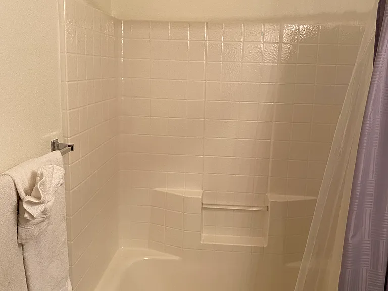 2nd Bath Shower