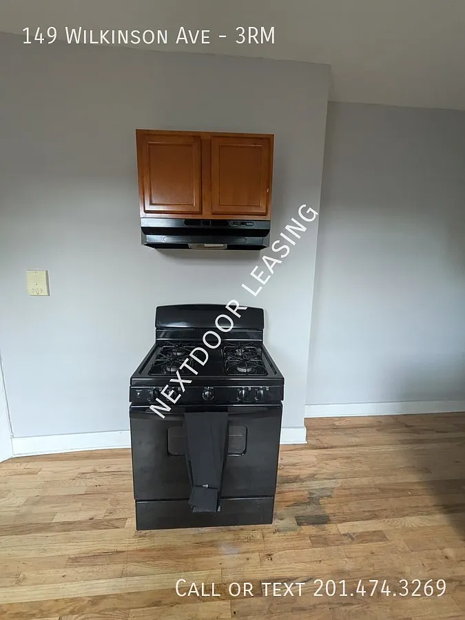149 Wilkinson Ave — Photo 2