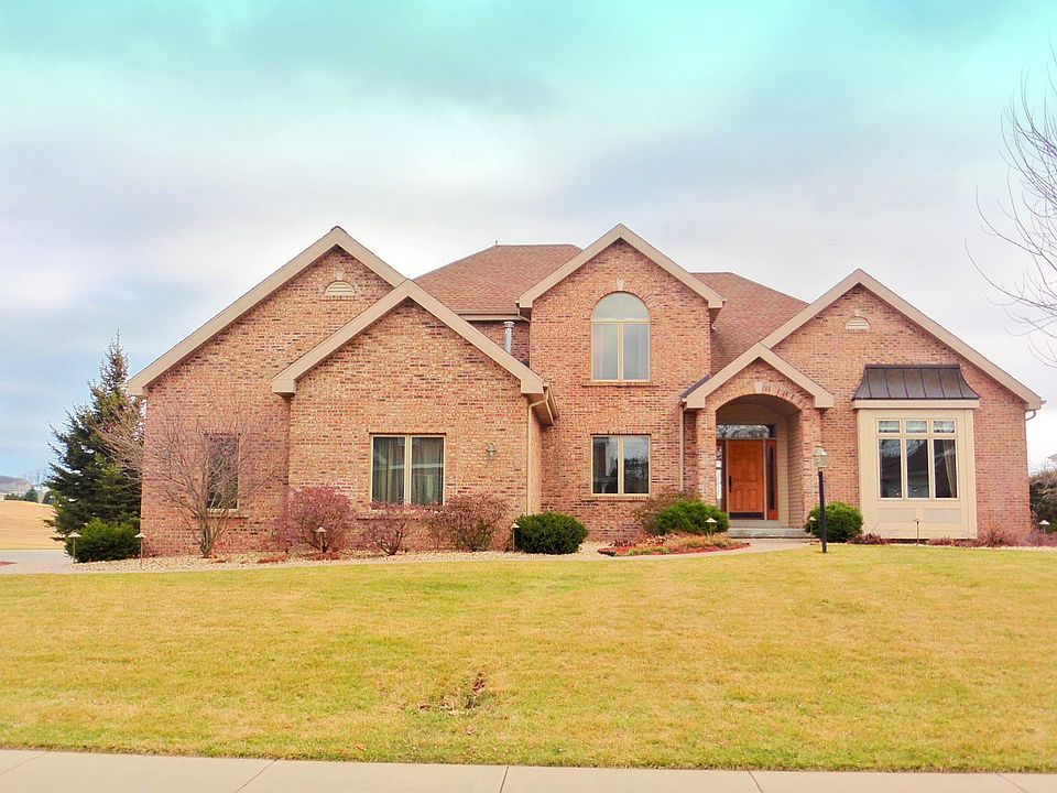 1st image of 9601 Hill Creek Dr