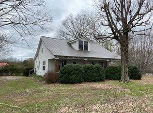 15 Old Huntsville Rd, Fayetteville, TN 37334