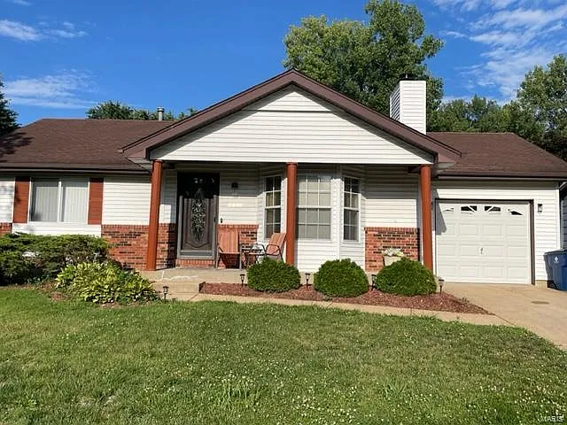 2125 Hungerford Dr photo 1