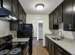 Rosetree Apartments, Roseville, MN 55113