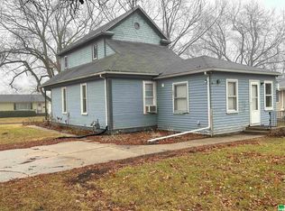 402 Lake St, Alta, IA 51002