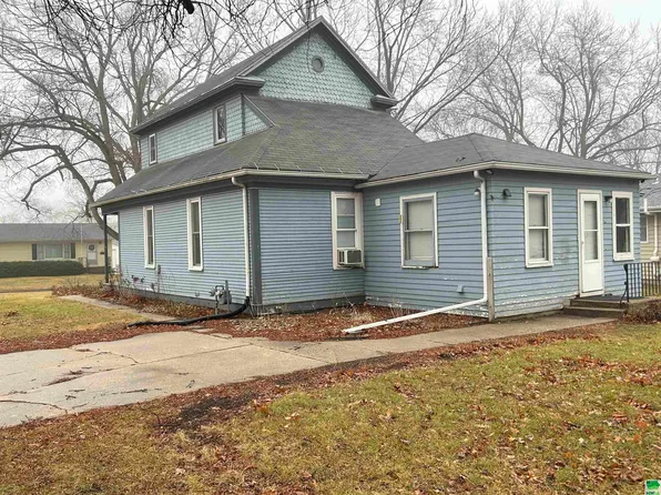 402 Lake St, Alta, IA 51002
