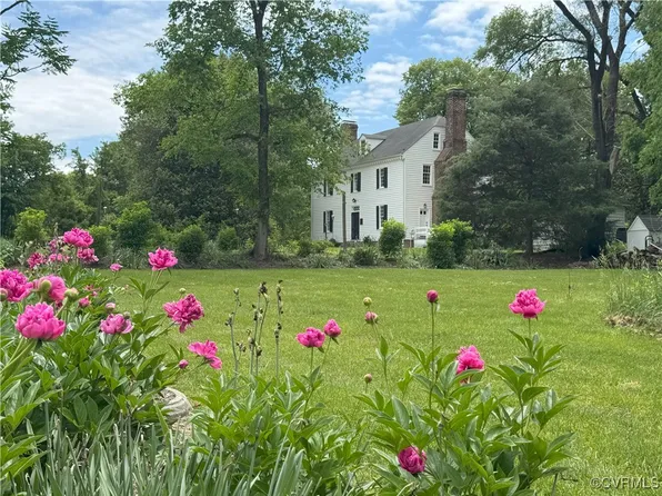 15318 James Madison Pkwy, King George, VA 22485