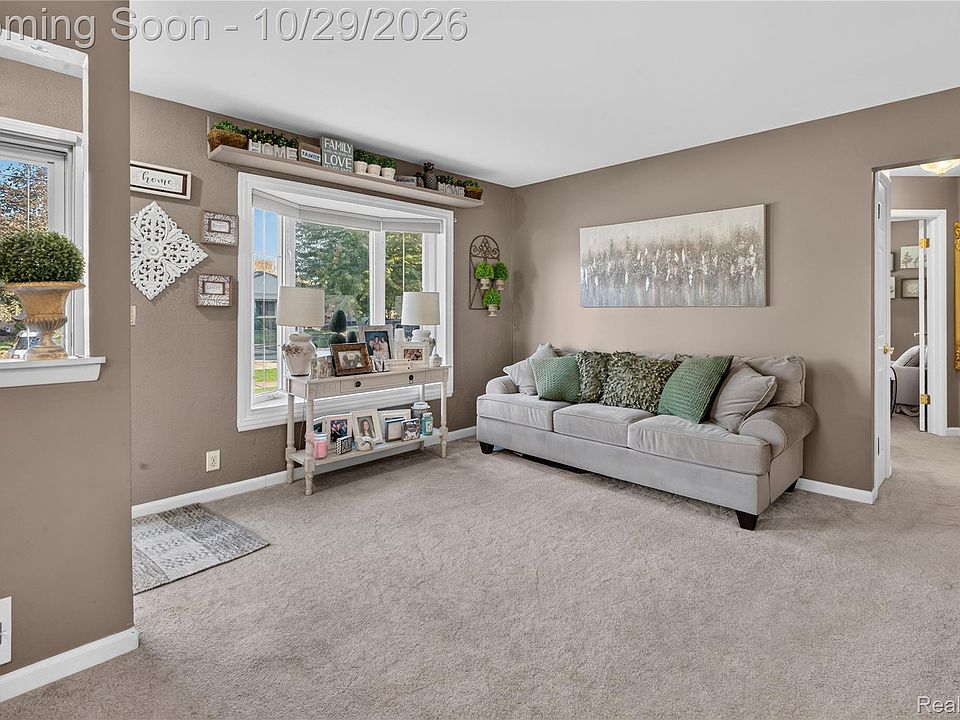 8394 Mayfair St, photo 6