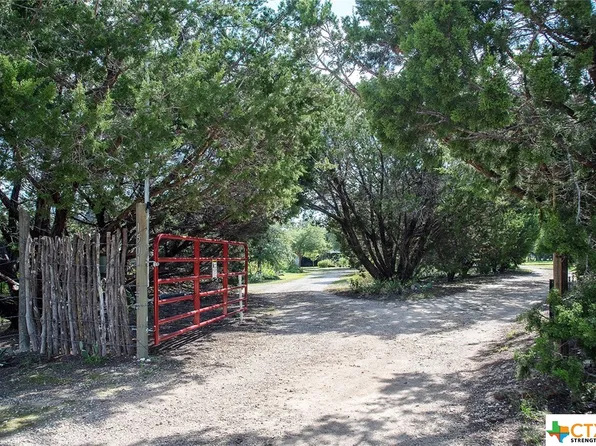 1501 County Road 315, Jarrell, TX 76537