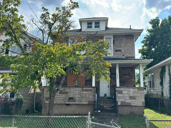 1045 Grant St, Charleston, WV 25302