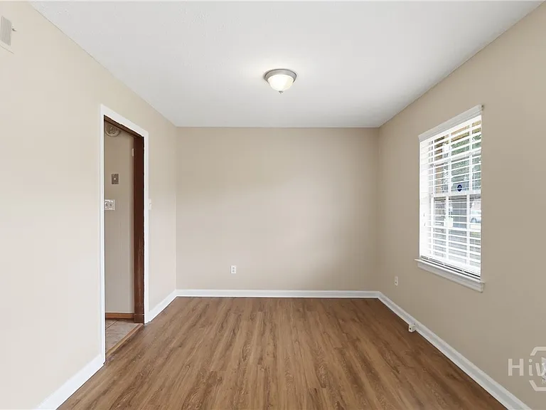 519 Gleason Ave — Photo 7