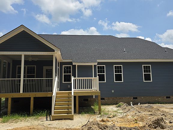 3rd image of 124 Freedom Ridge Dr