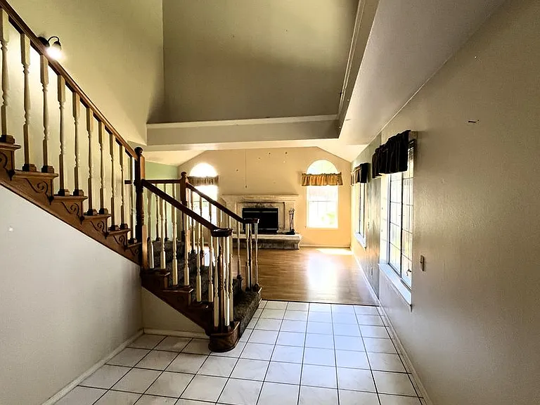 7025 London Dr — Photo 39