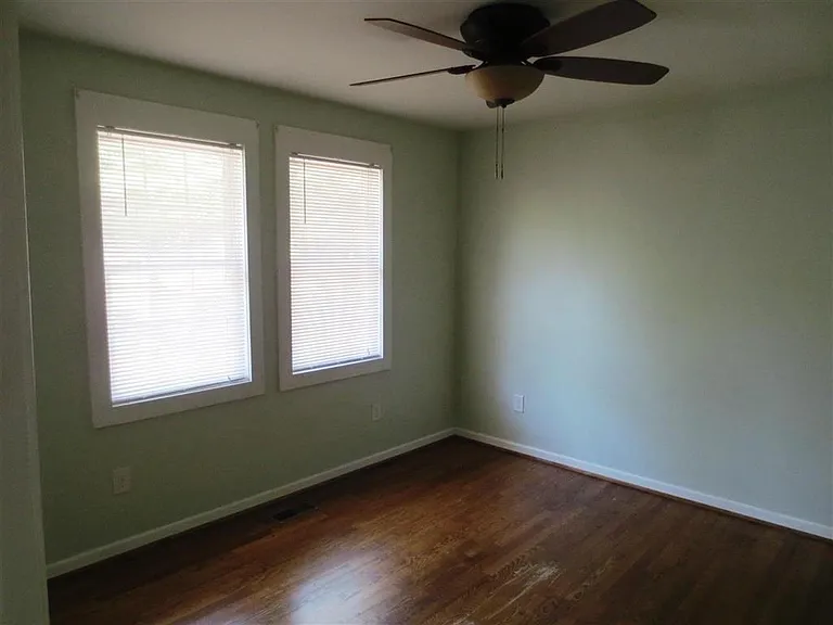 305 Summit St — Photo 5